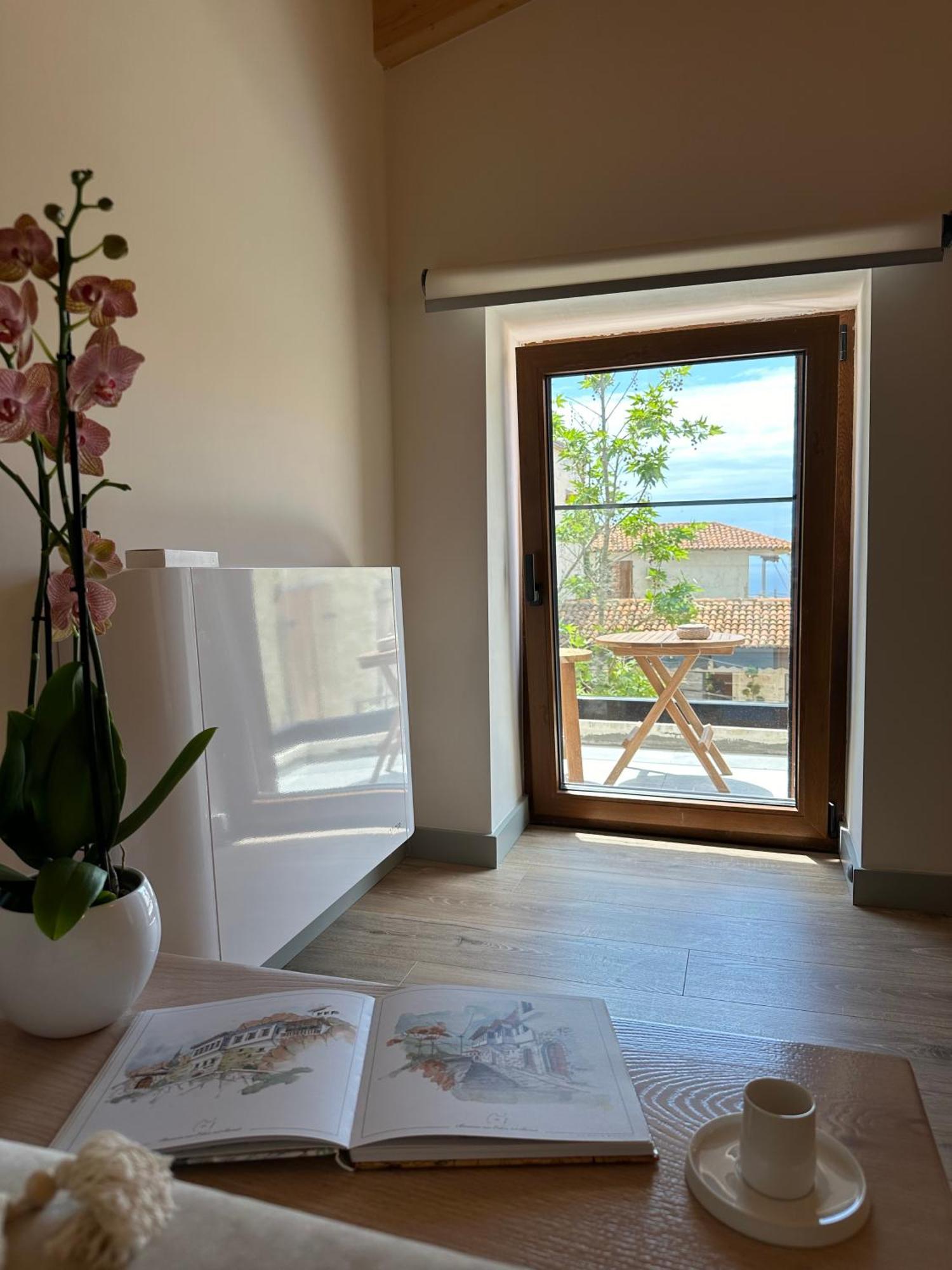Sea Apartment *